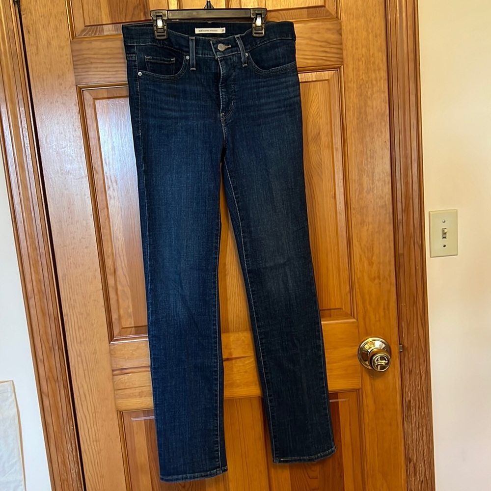 Levi’s 314. Shaping Straight. 28 x 32.